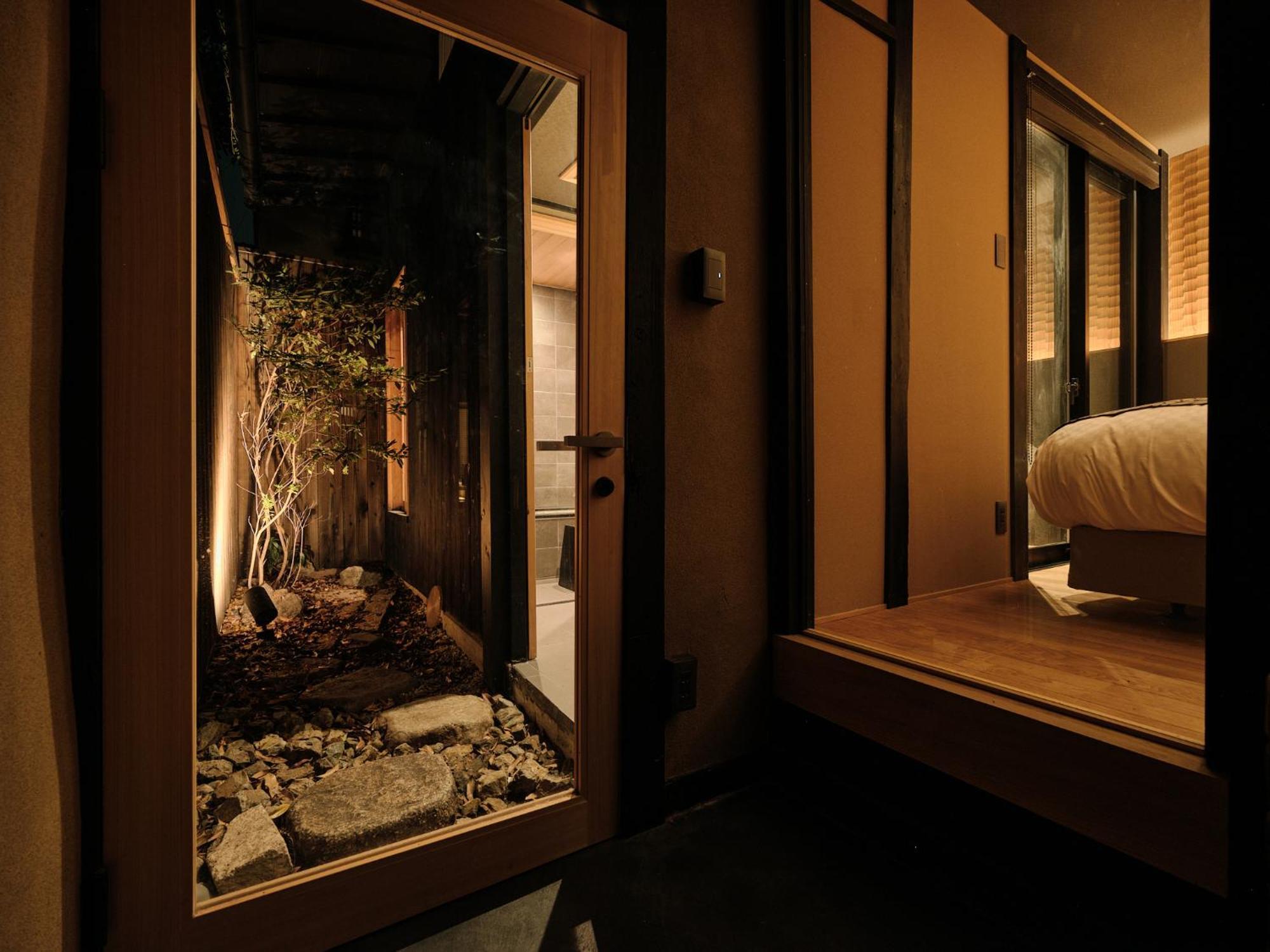 Tsumugi Hachijominamotocho Apartment Kyoto Luaran gambar
